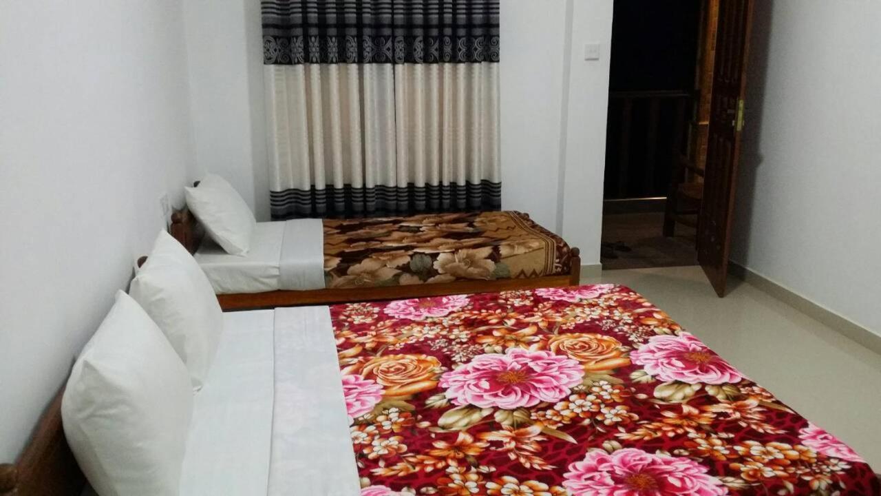 Tea Breeze Motel Nallathanniya Εξωτερικό φωτογραφία