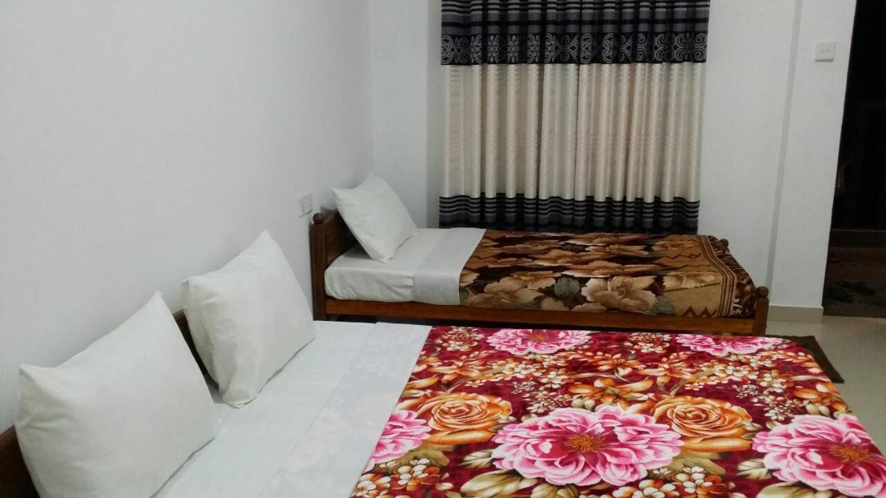 Tea Breeze Motel Nallathanniya Εξωτερικό φωτογραφία